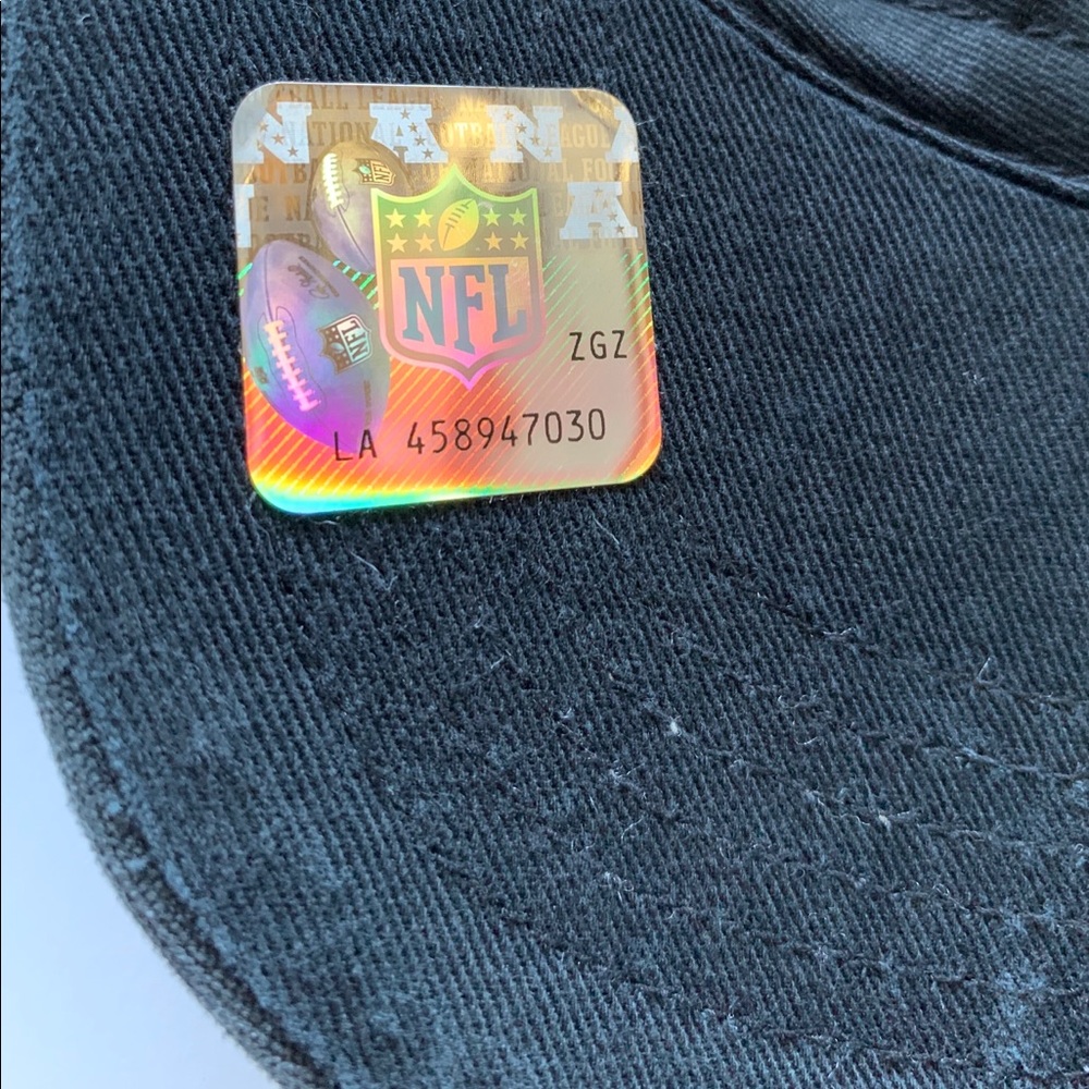 Hat - Picture 3 of 3